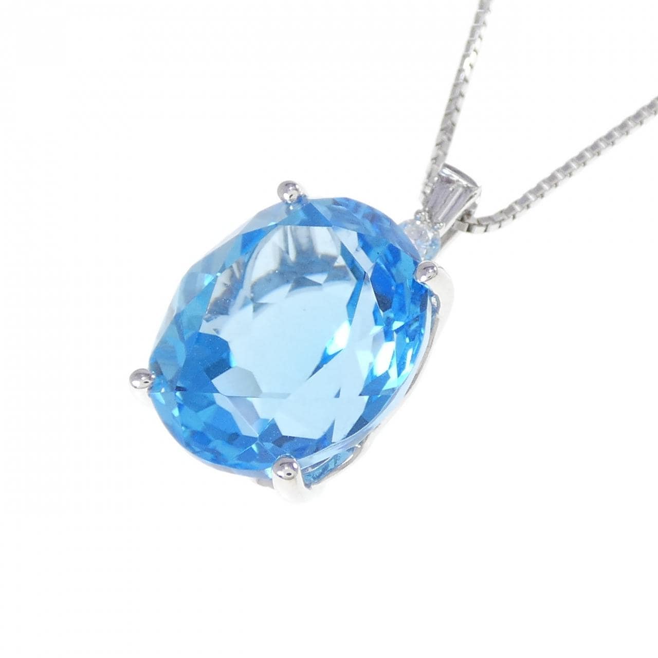 K18WG ブルートパーズ ネックレス 9.00CT
