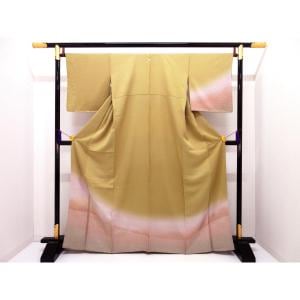 訪問着　縫取ボカシ染　五本骨扇