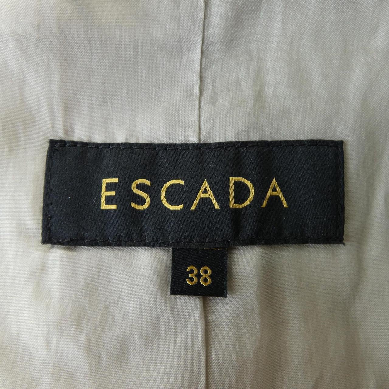 エスカーダ ESCADA ノーカラージャケット