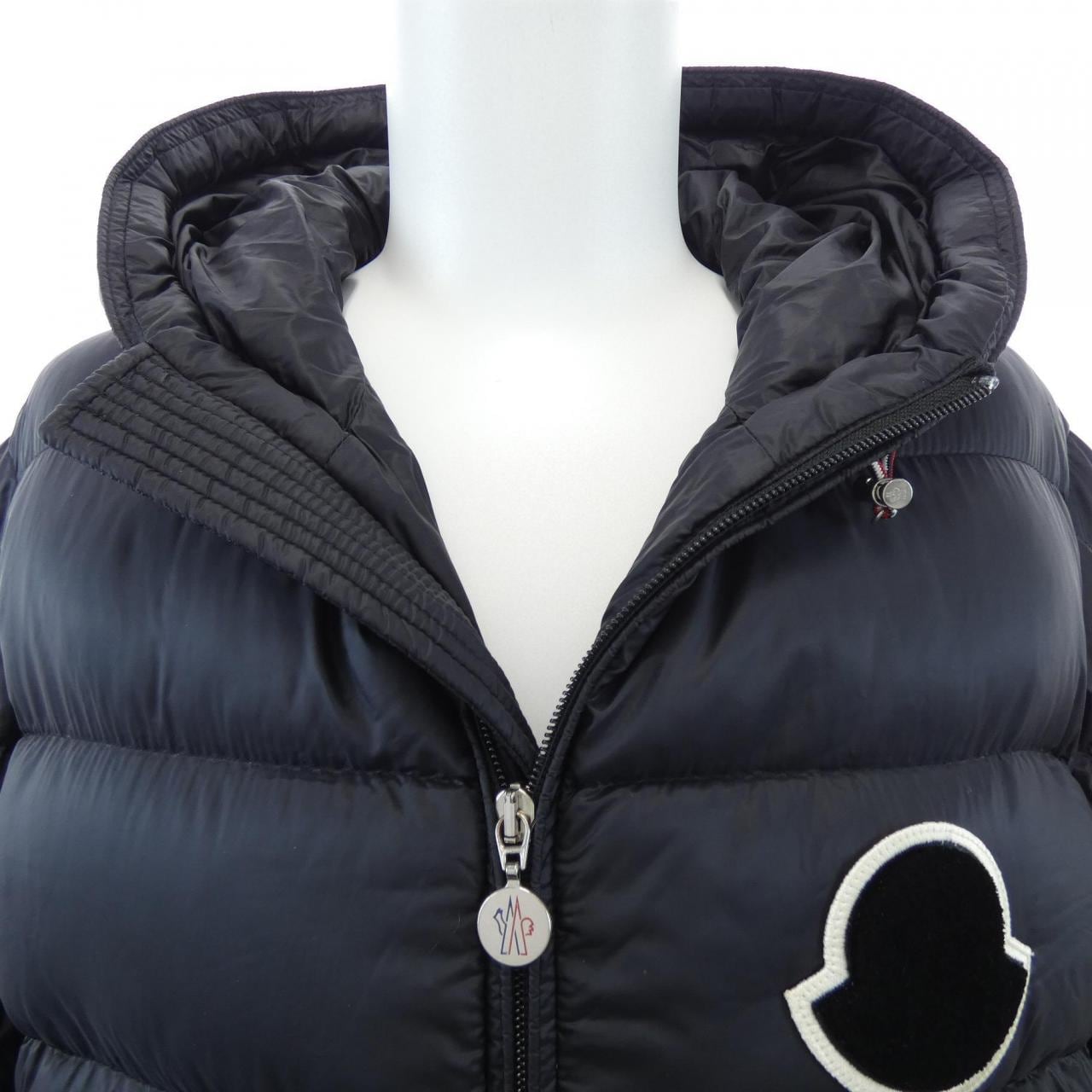 モンクレール MONCLER SASSIERE ダウンジャケット