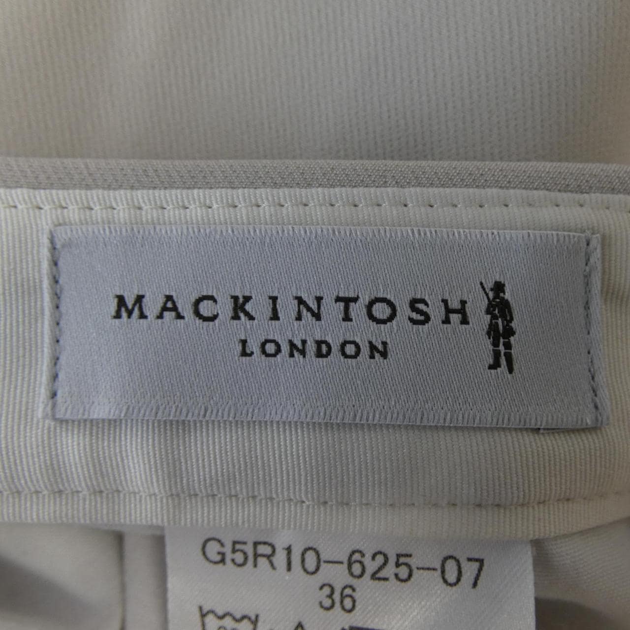 麦金塔伦敦MACKINTOSH LONDON裤子