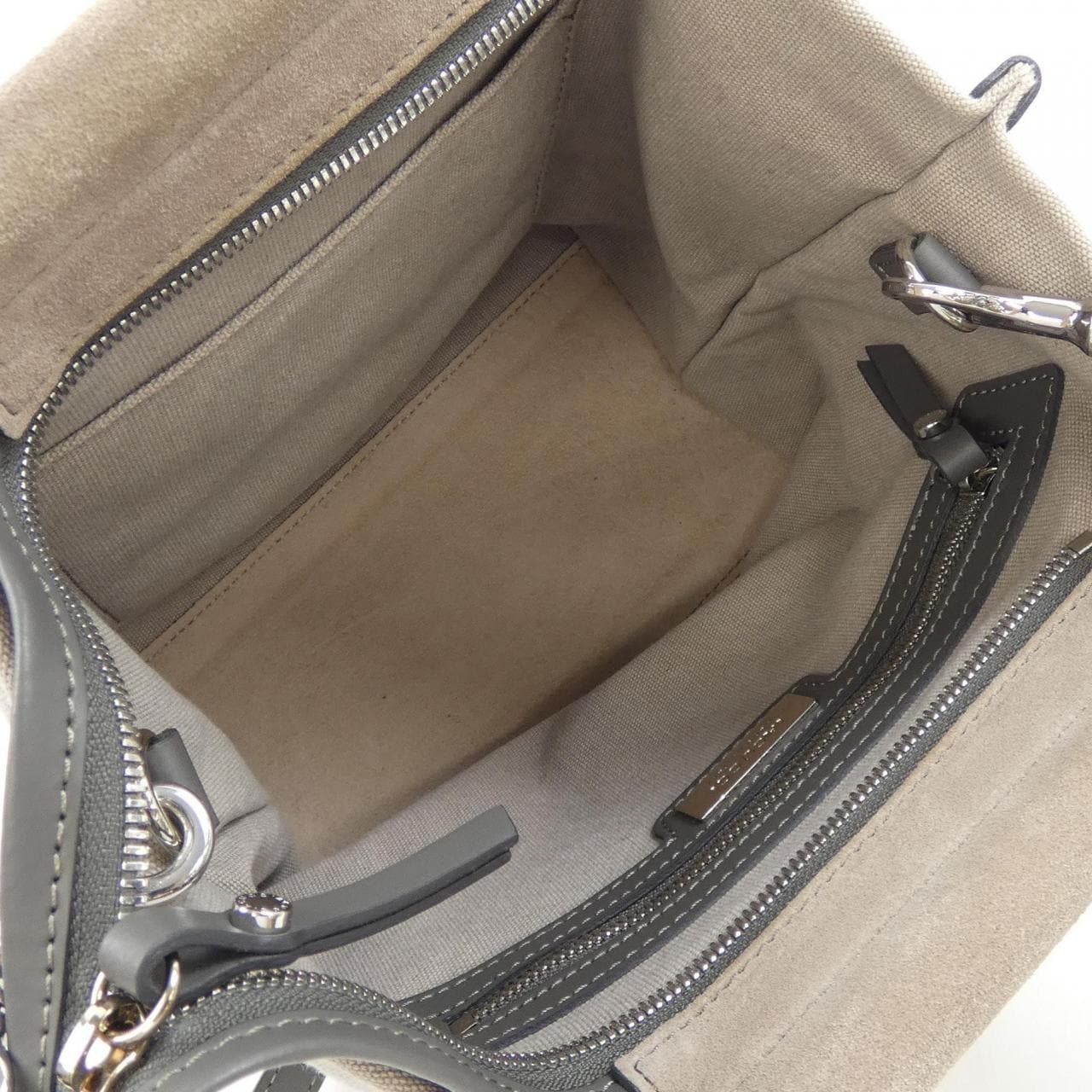 イアクッチ IACUCCI BAG