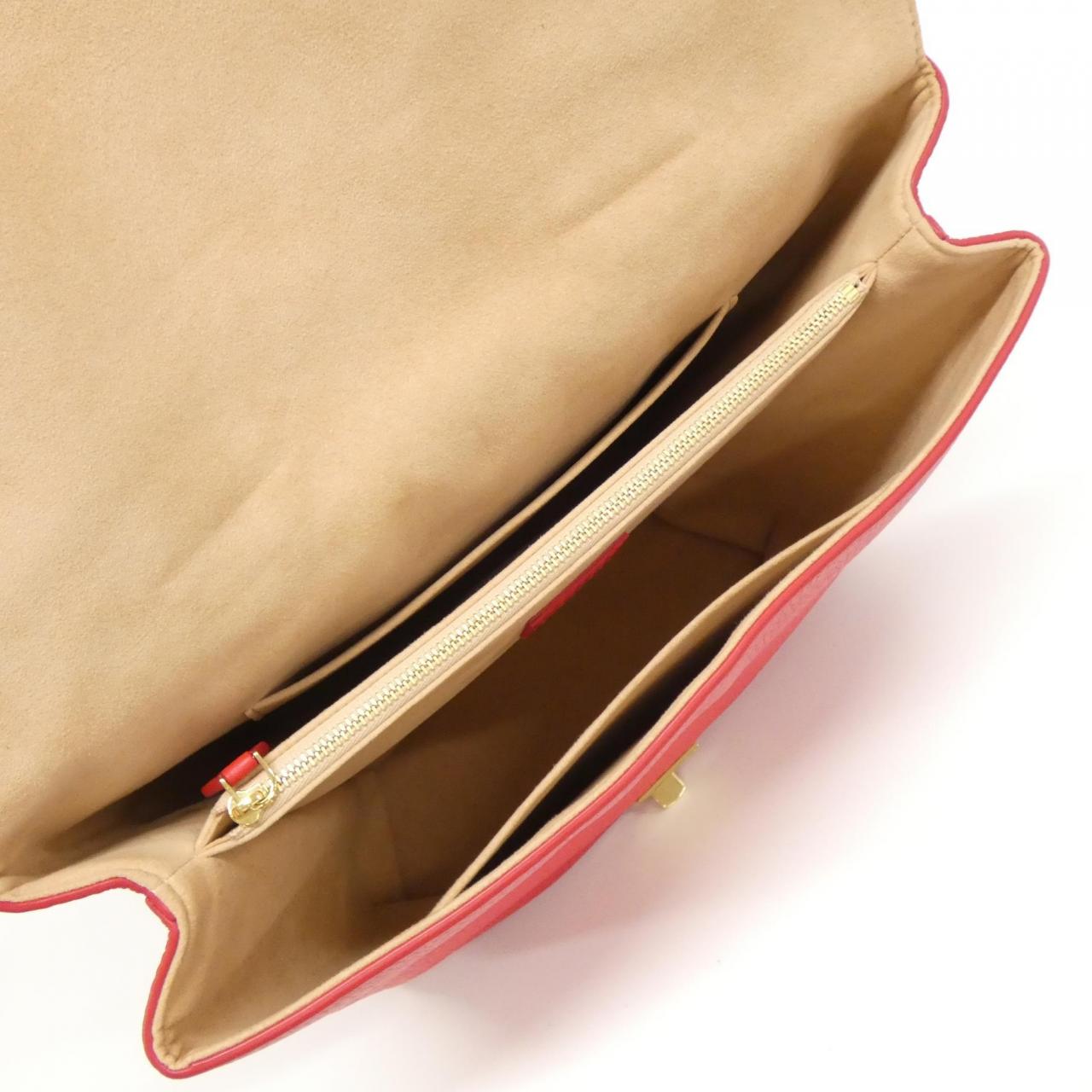 LOUIS VUITTON Taurillon Volta M50287 包