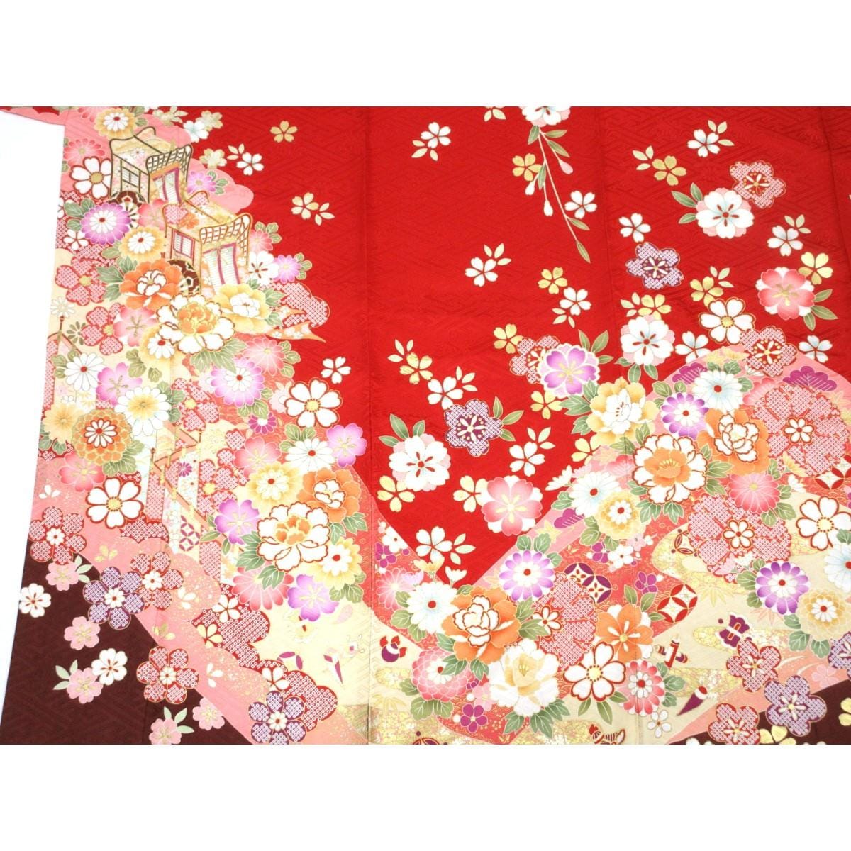 振袖　友禅金彩加工　刺繍入り