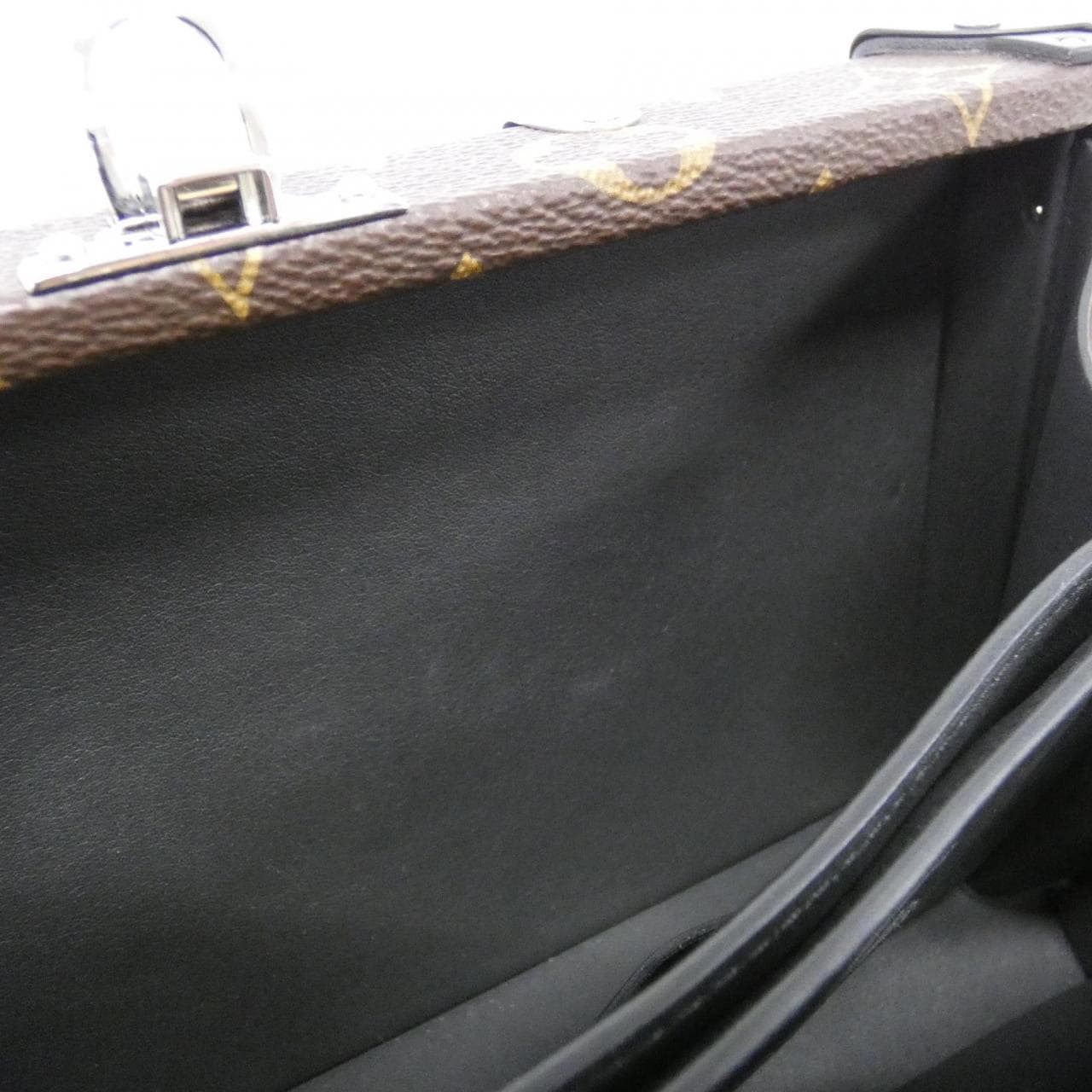 ルイヴィトン モノグラム マカサー ウォレット トランク M20250 バッグ