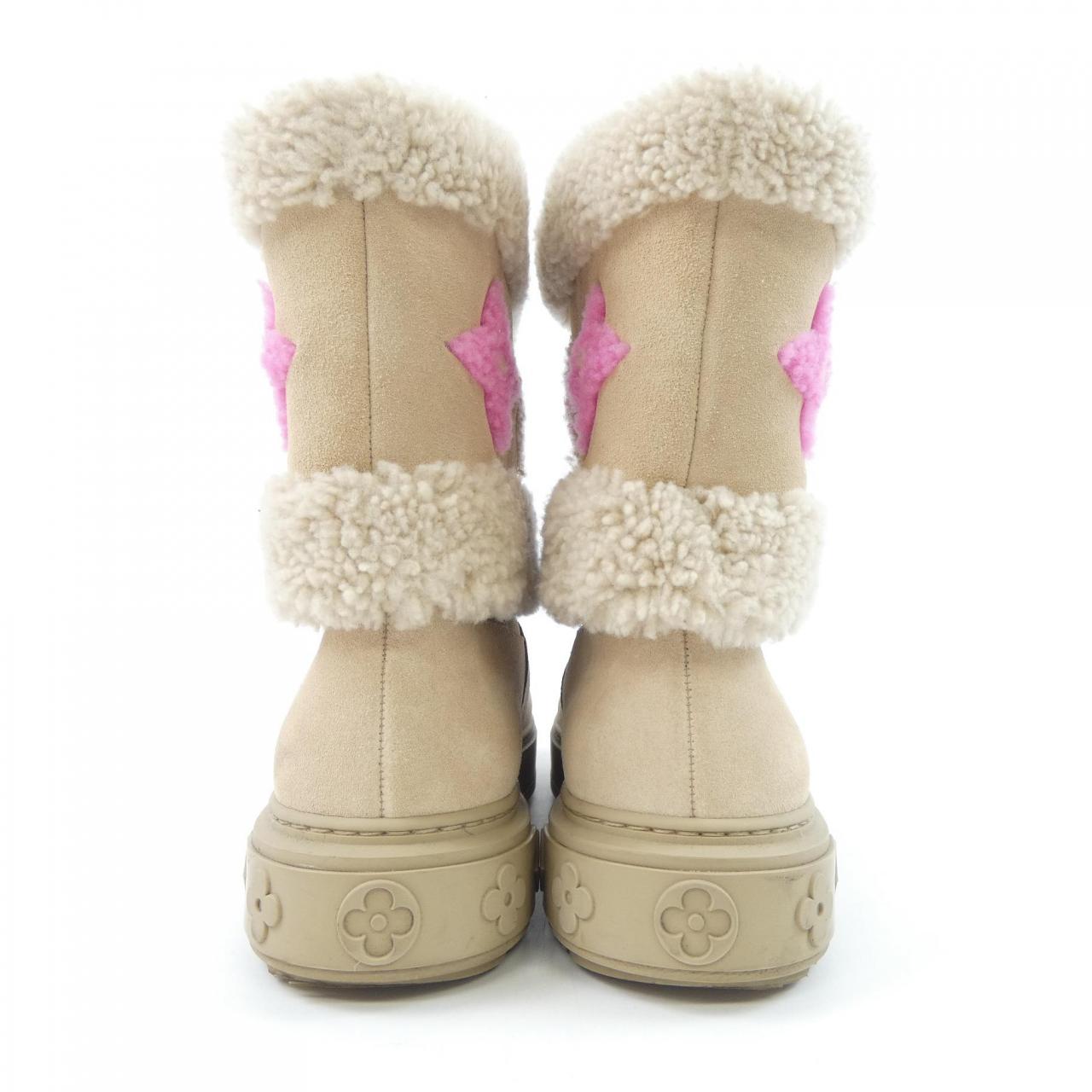 ルイヴィトン LOUIS VUITTON LVイニシャル、モノグラムフラワー スノードロップライン ブーツ