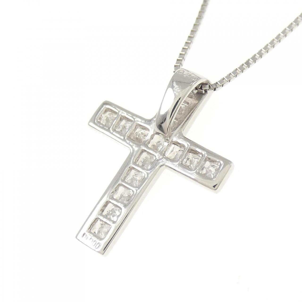 PT900/PT850 クロス ダイヤモンド ネックレス 0.70CT