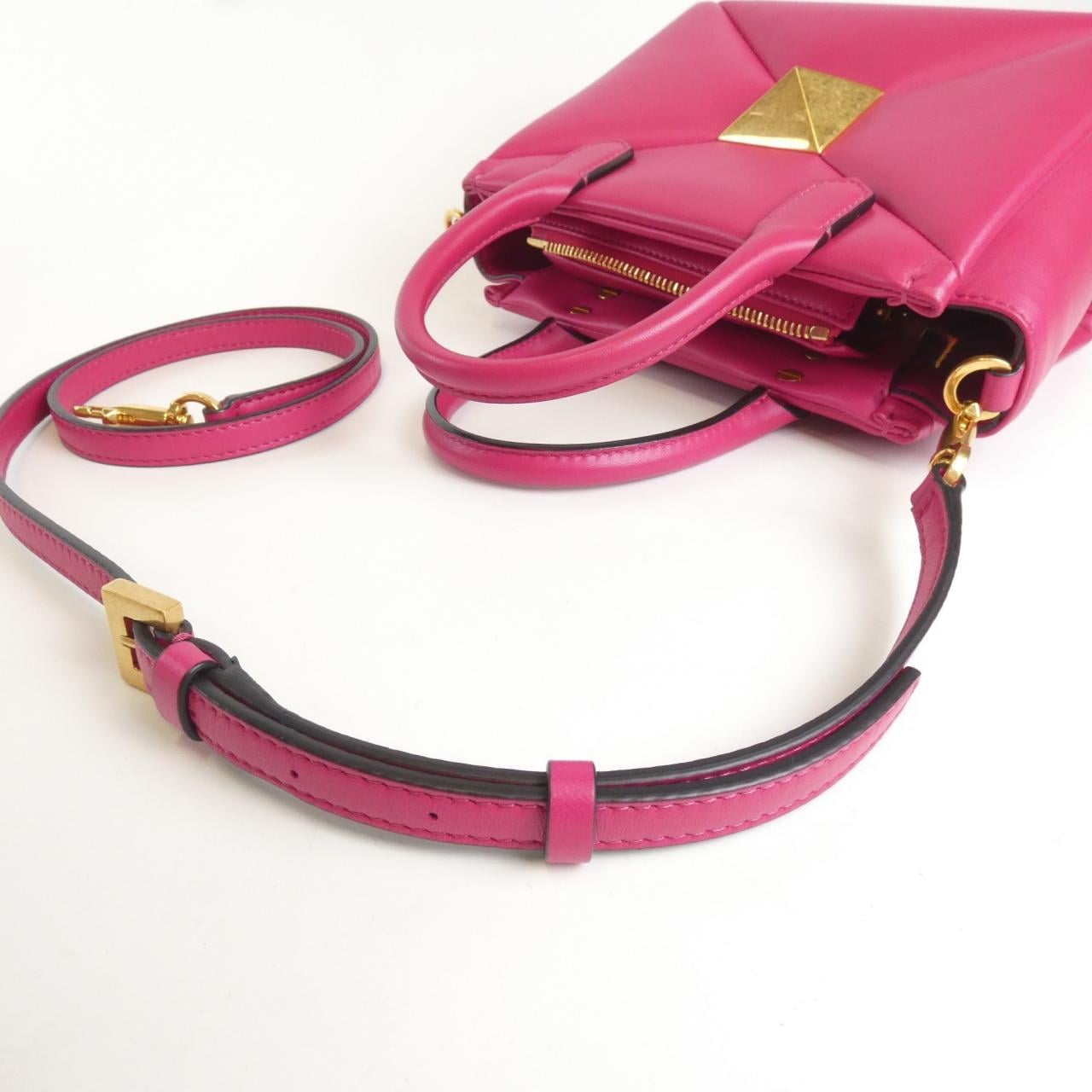 ヴァレンティノガラヴァーニ XW0B0K59HHX バッグ