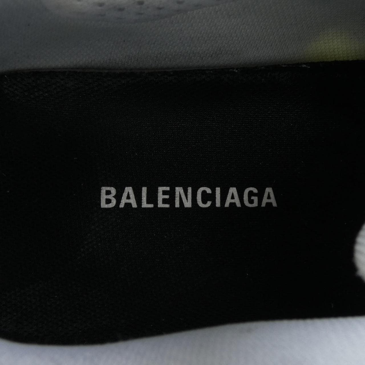 バレンシアガ BALENCIAGA RUNNER 677402 スニーカー