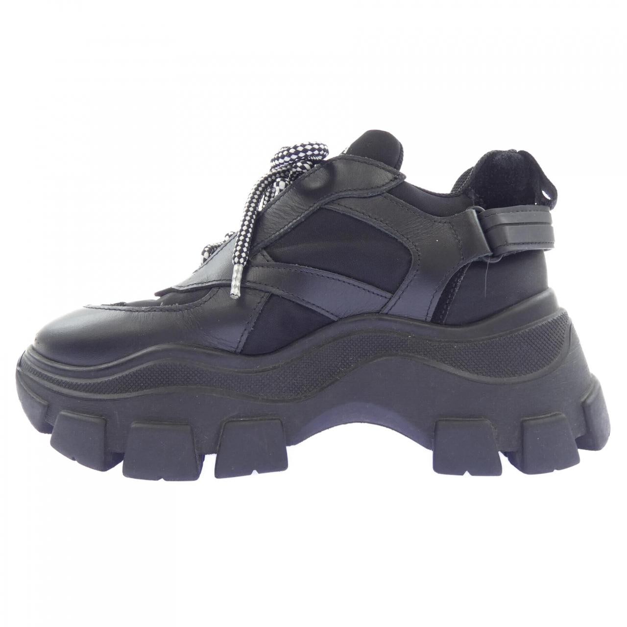 プラダ PRADA ペガサス 1E586L スニーカー