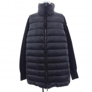 モンクレール MONCLER 20939B00031 ダウンジャケット