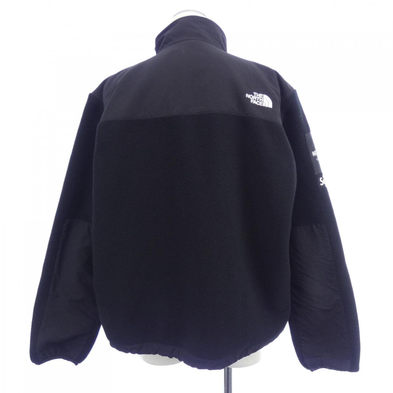 シュプリームザノースフェイス SUPREME×THE NORTH FACE NF0A3VMNJK3 ARC LOGO ジャケット