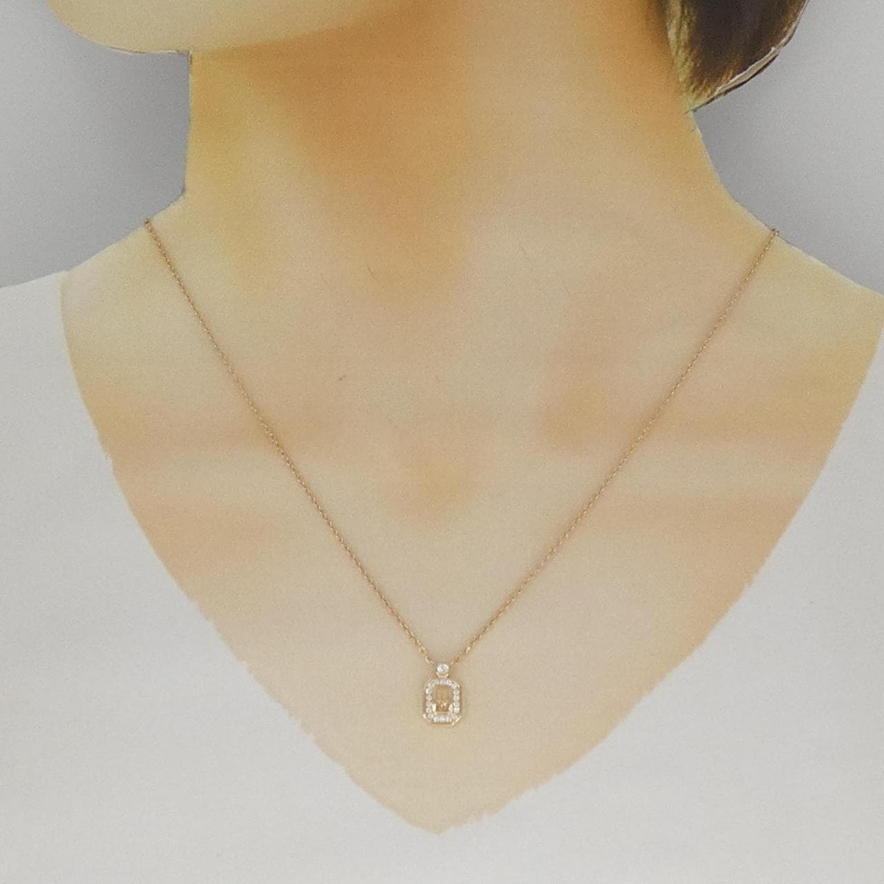 HARRY WINSTON HW 徽标项链