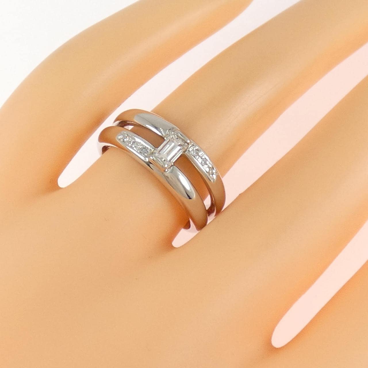 PT900 Diamond ring 0.28CT