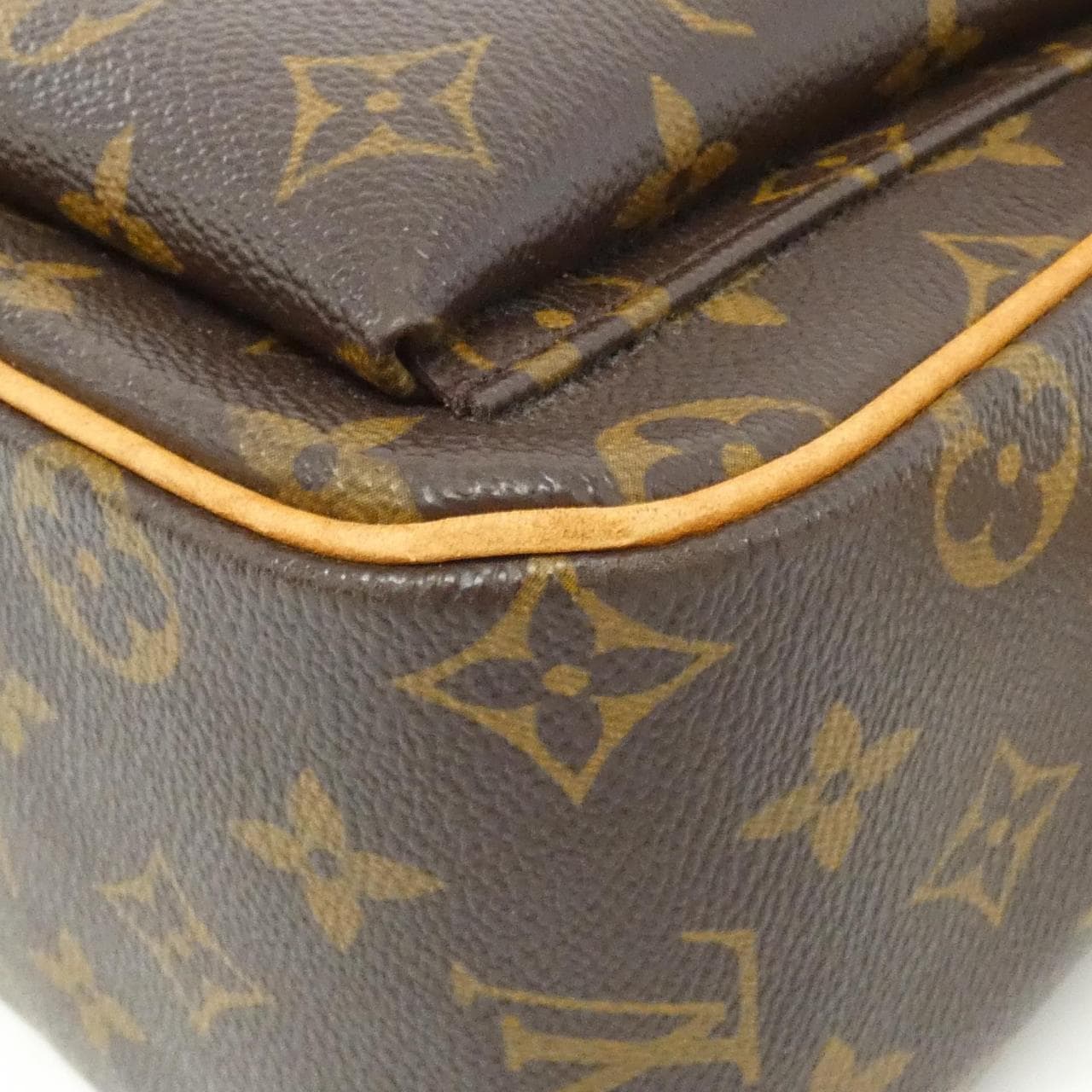 LOUIS VUITTON Monogram Viva Cité GM M51163 Shoulder Bag