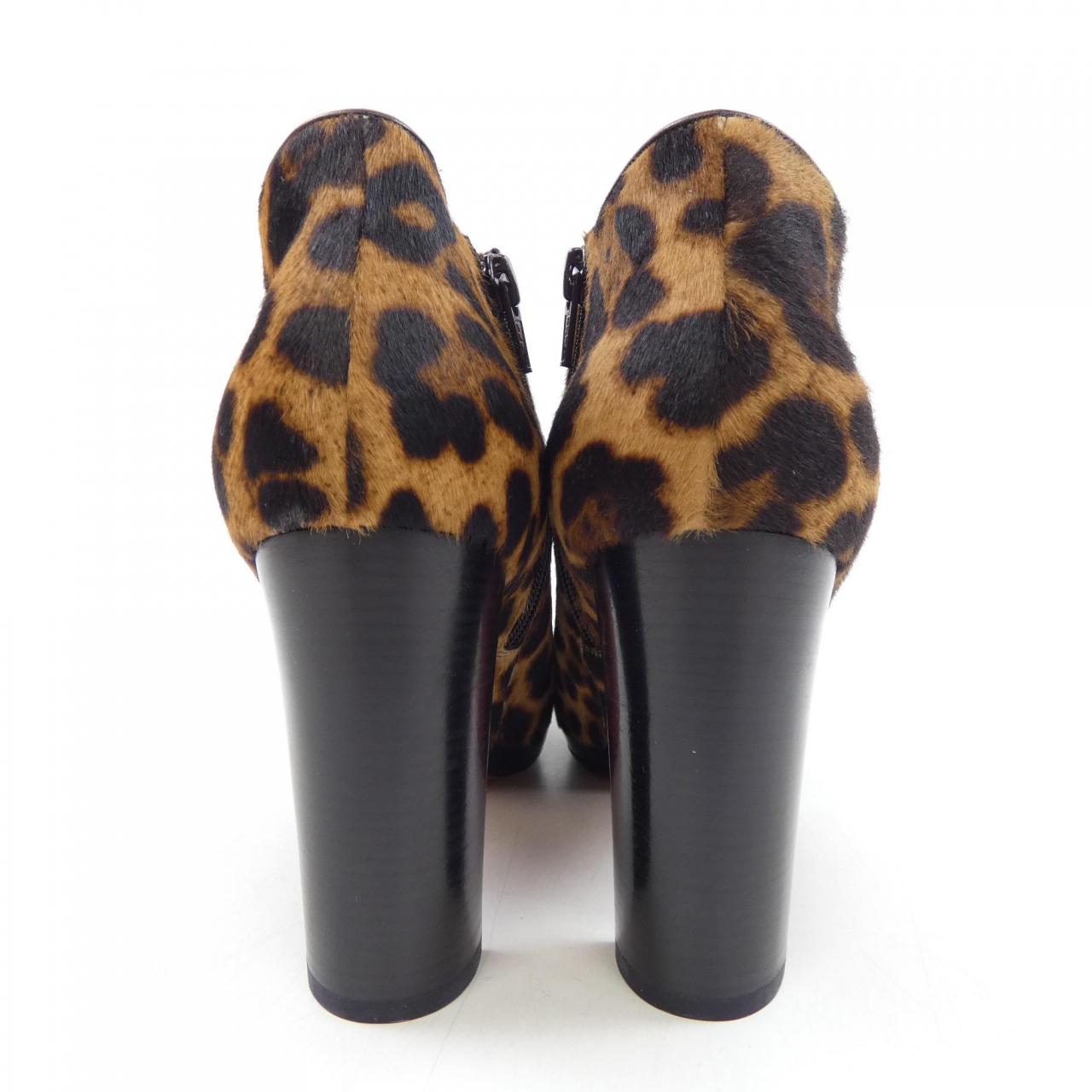 クリスチャンルブタン CHRISTIAN LOUBOUTIN ブーツ