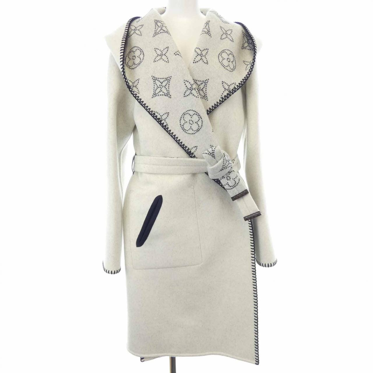 ルイヴィトン LOUIS VUITTON リバーシブルマヒナモノグラムラップコート FOCO04R90 コート