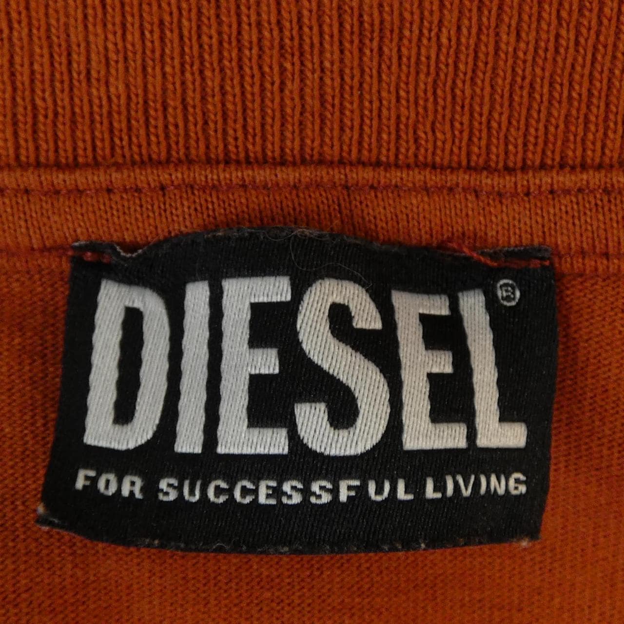 ディーゼル DIESEL Tシャツ