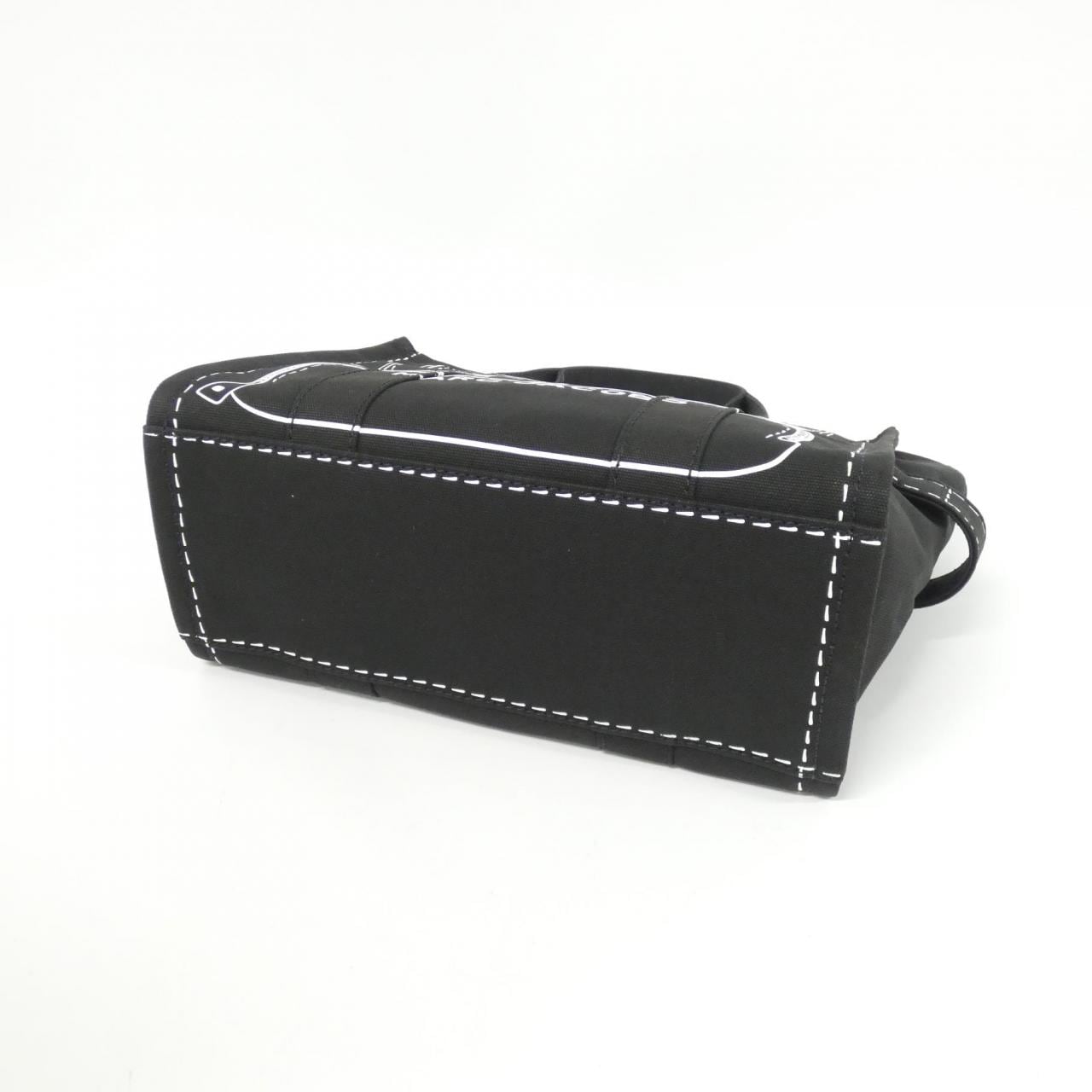 【新品】マークジェイコブス 2P5HTT023H03 バッグ