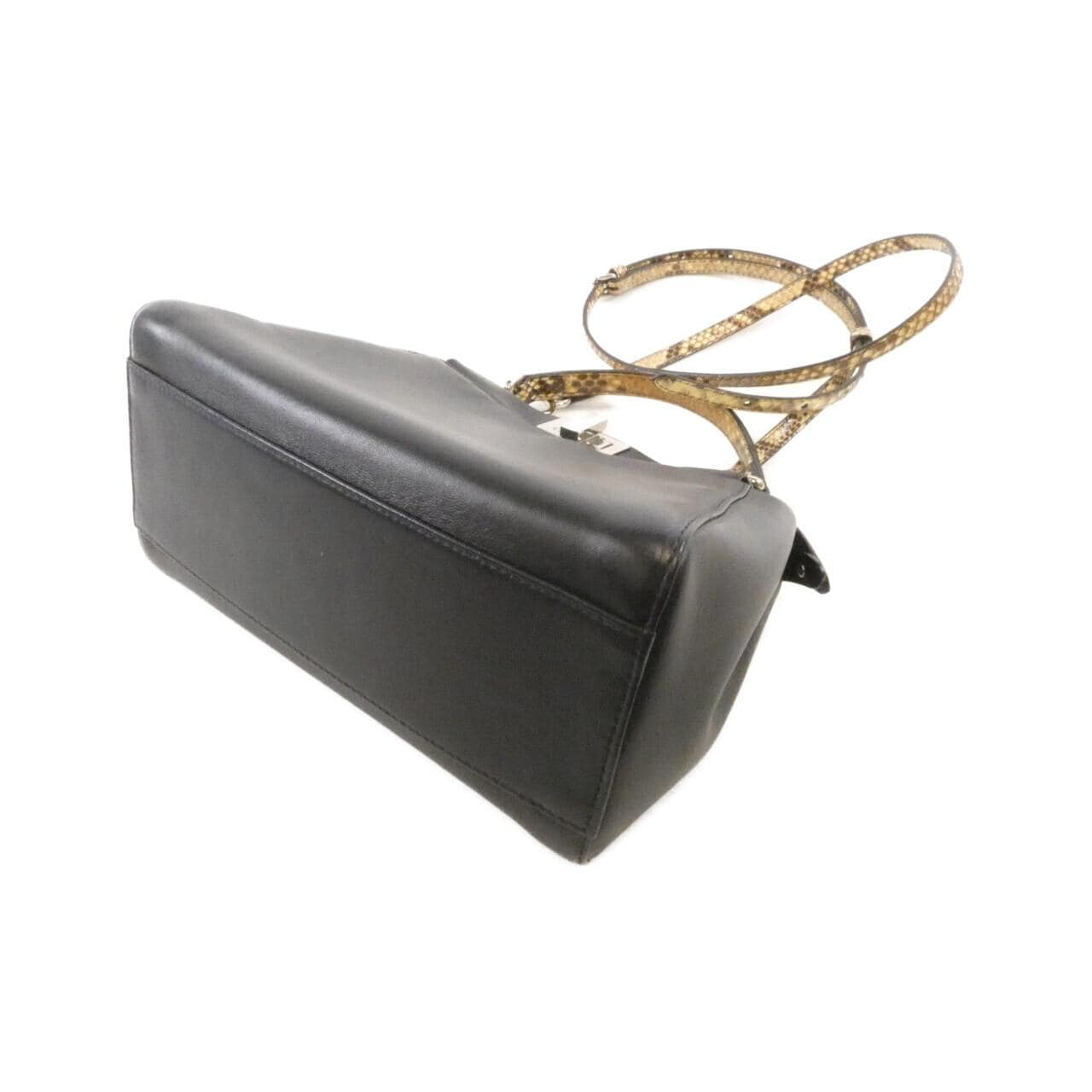 フェンディ バッグ バグズ ピーカブー ミニ 8BN244 SGZ バッグ