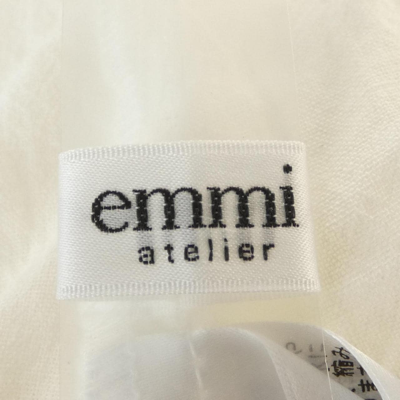 エミ emmi 13WFO0211061 ワンピース