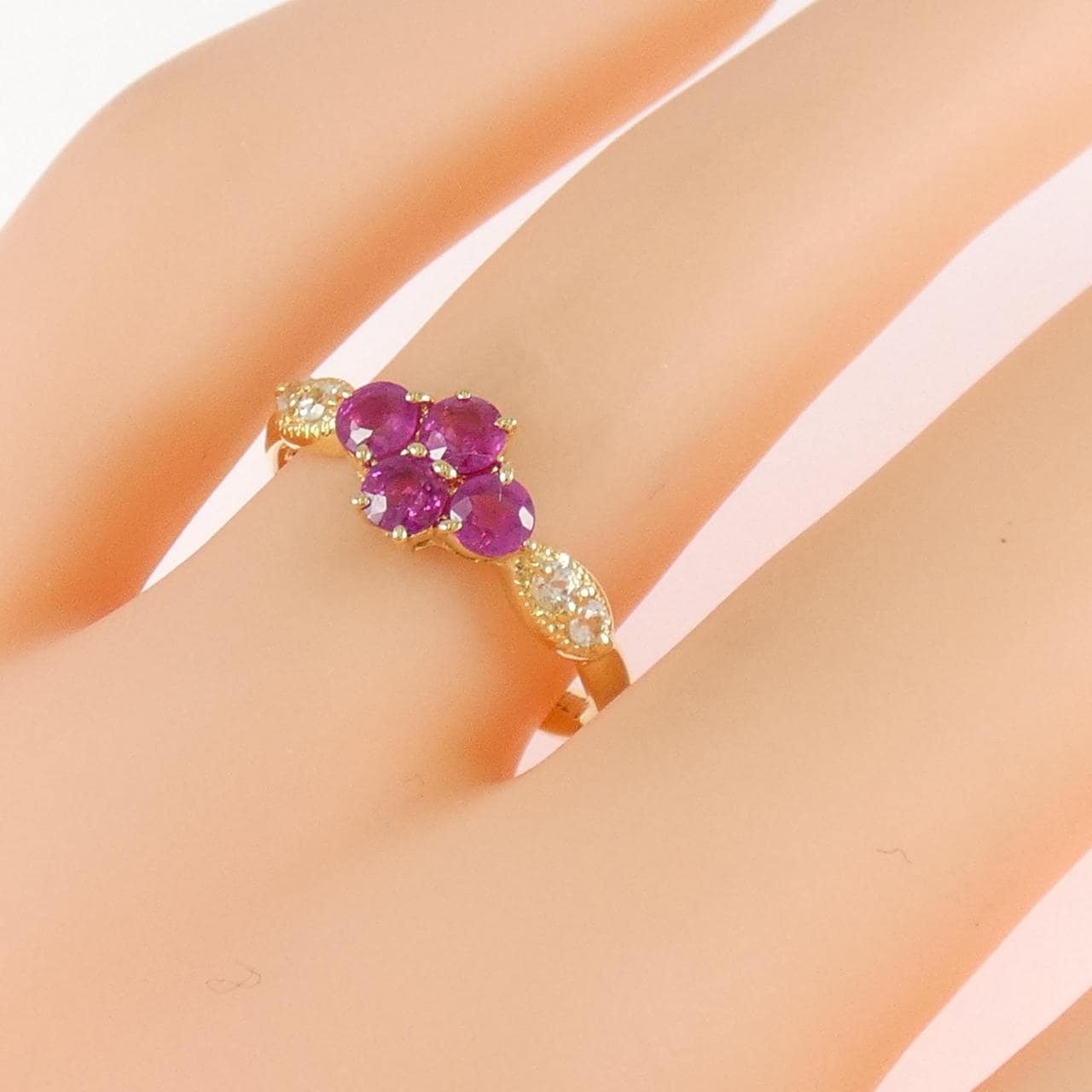 750YG ルビー リング 0.77CT