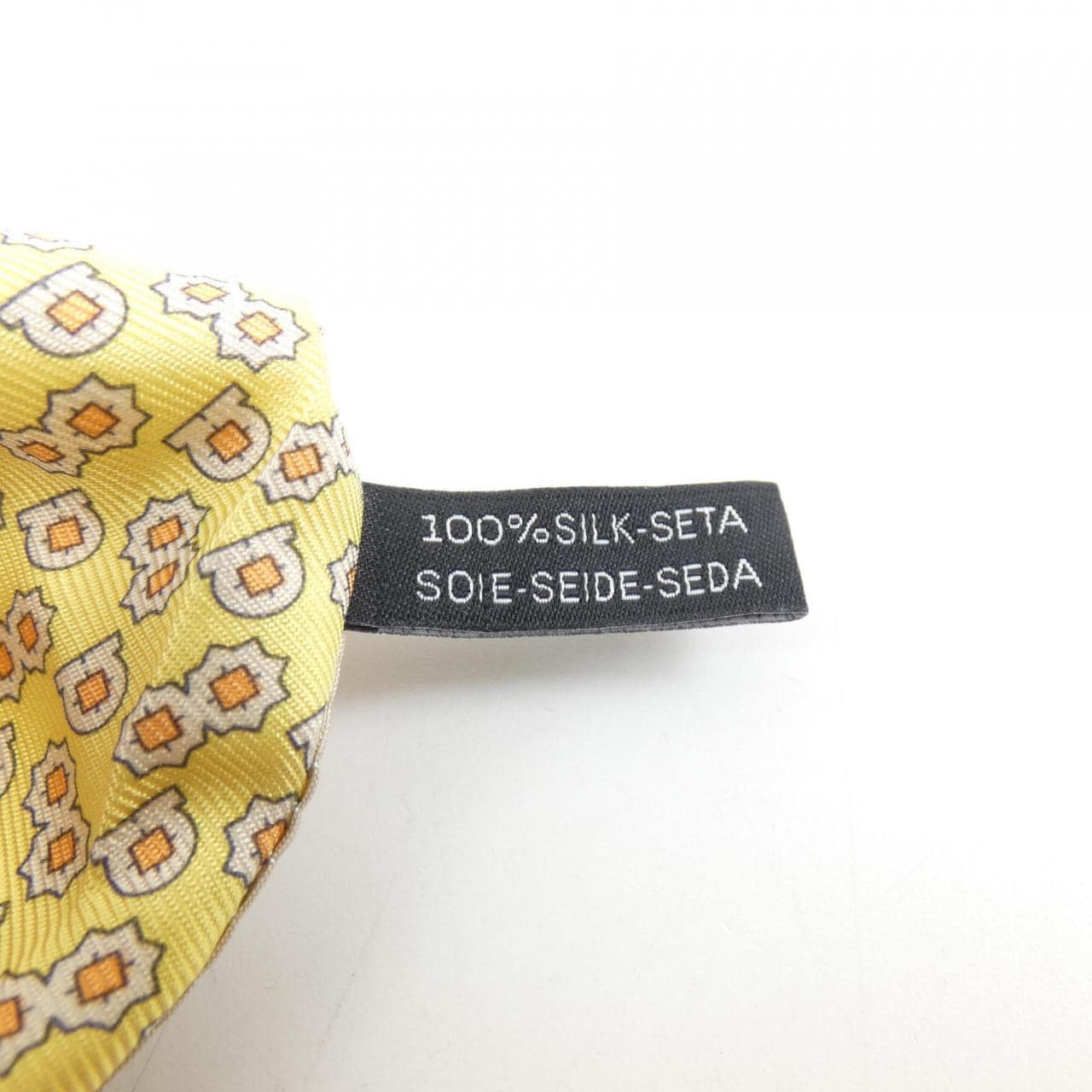 サルヴァトーレフェラガモ SALVATORE FERRAGAMO NECKTIE