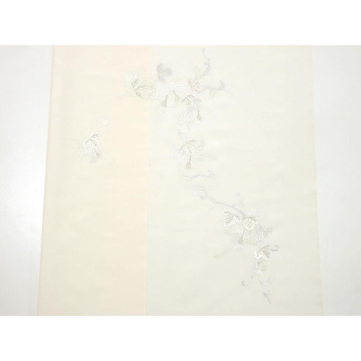 [未使用品] 和服布料卷，夏季Ushikubi Tsumugi tsukeshita，刺绣