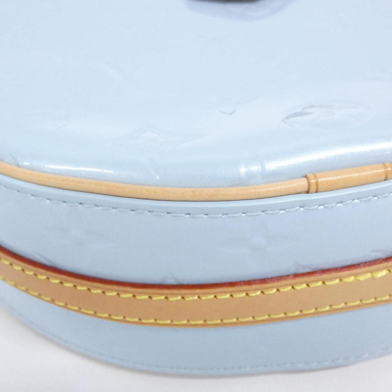 ルイヴィトン LVリミックス(ヴェルニ) クロワッサン PM M24021 ショルダーバッグ