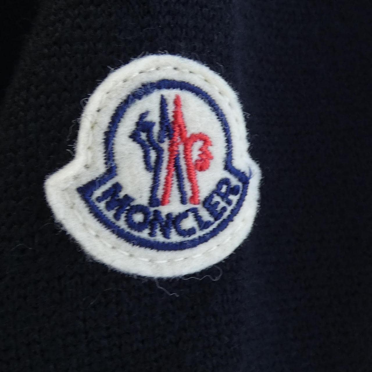 【新品】モンクレール MONCLER K20939B00036 ダウンジャケット