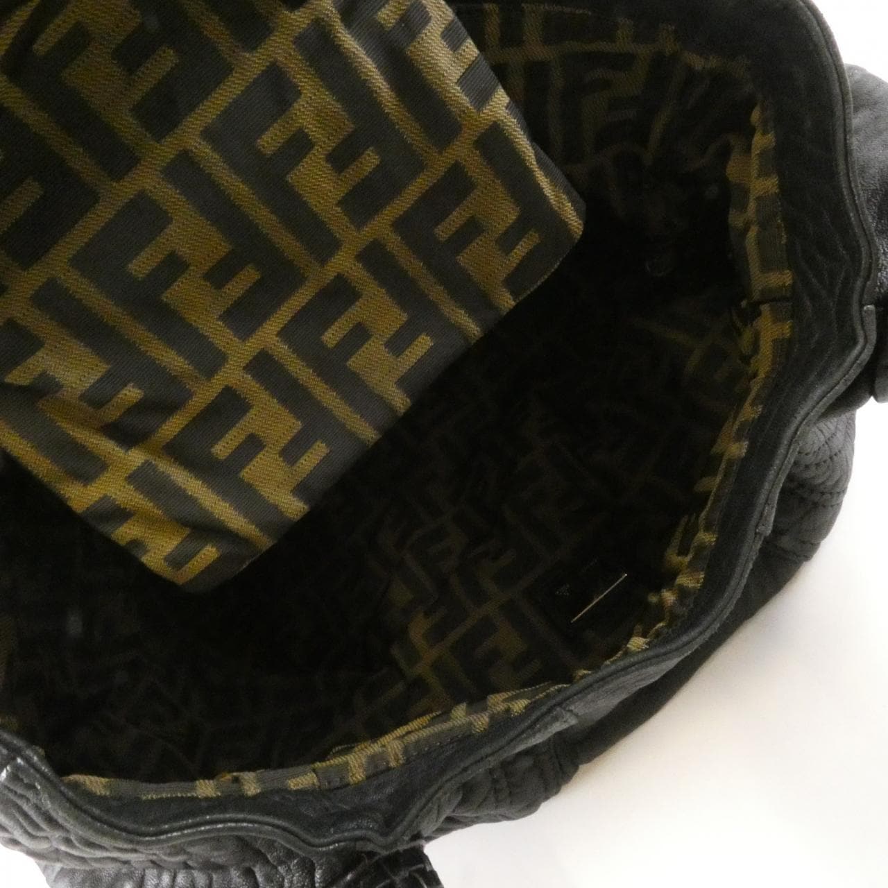 フェンディ SPY 8BR511 RQ1 ショルダーバッグ