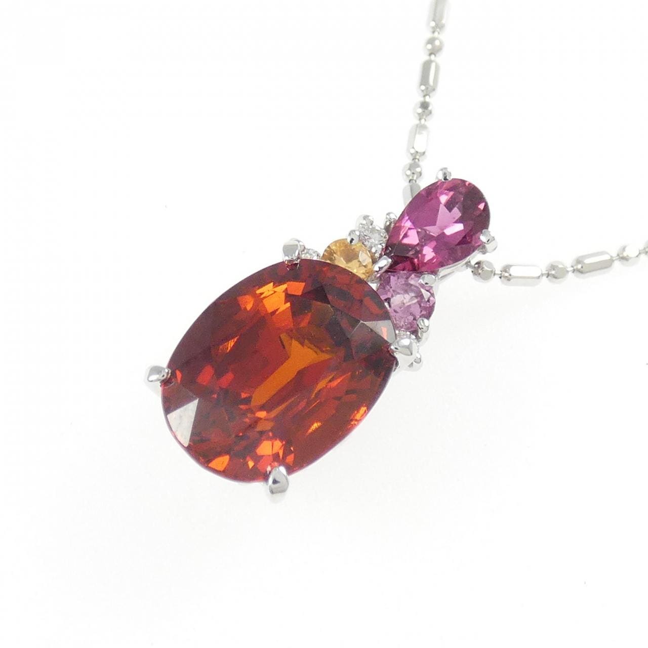 K18WG ガーネット ネックレス 6.001CT