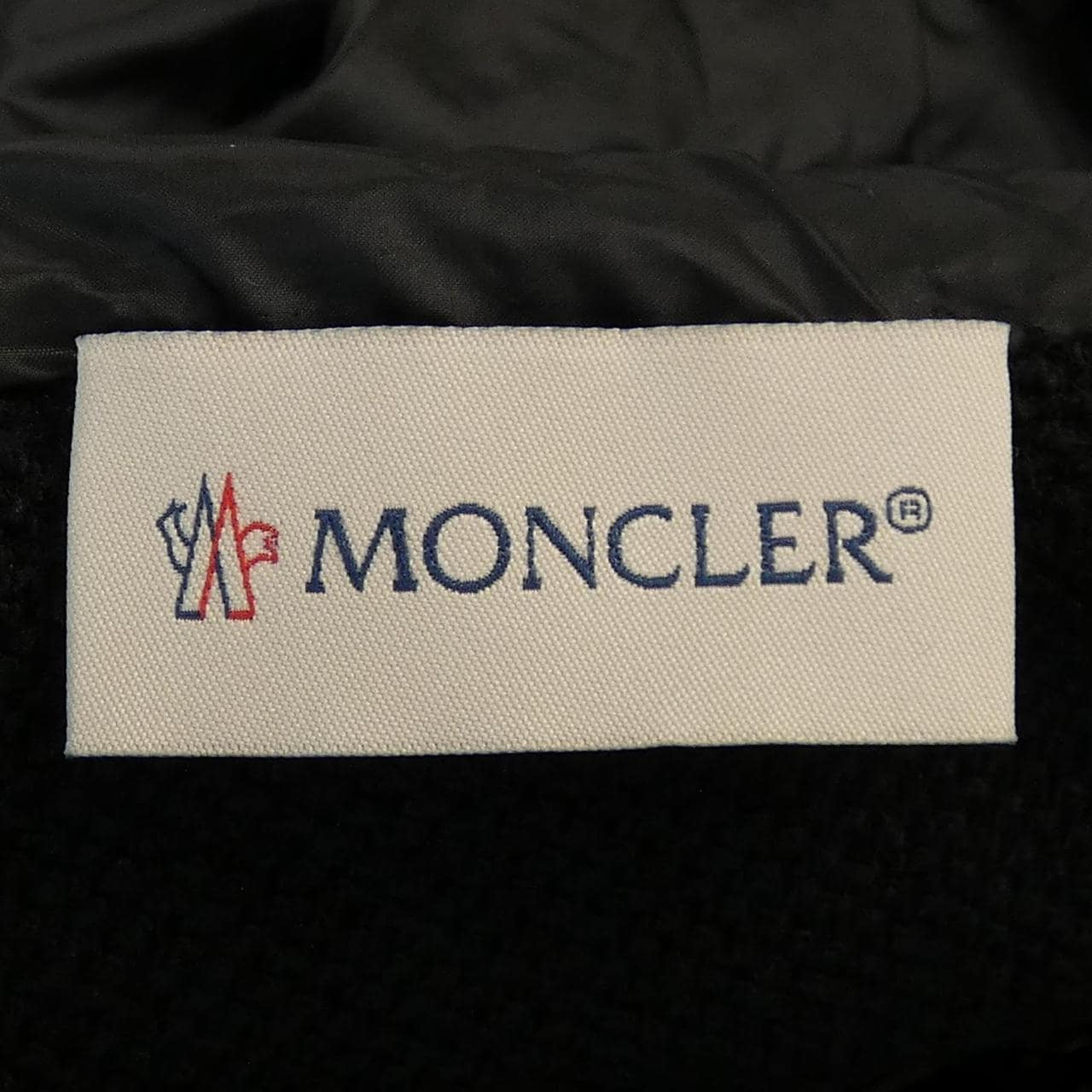 モンクレール MONCLER ダウンジャケット