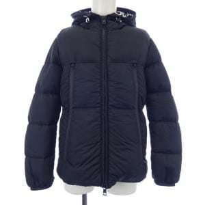 モンクレール MONCLER ダウンジャケット