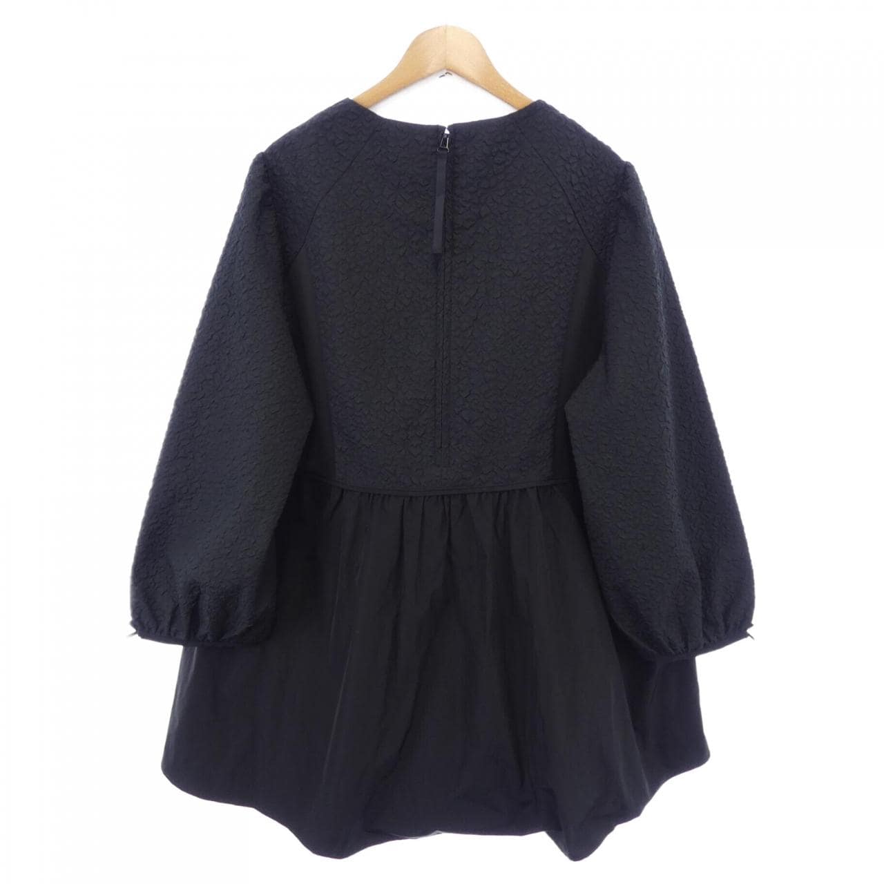 スーパービューティー SUPER BEAUTY トップス