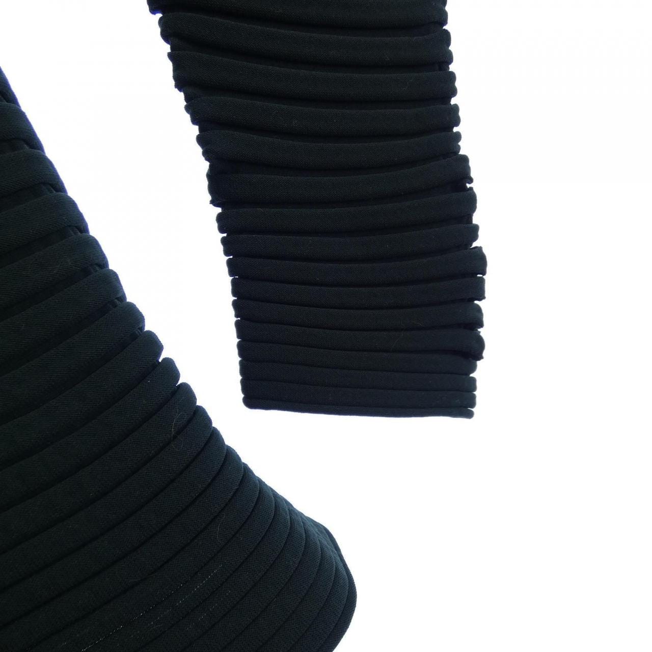 プリーツプリーズ PLEATS PLEASE PP53KK842 ニット