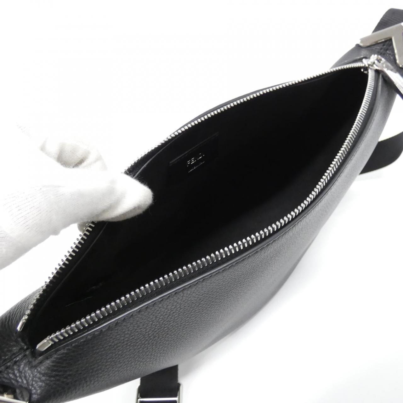 フェンディ フェンディ メロン スモール 7VA635 ASIH ショルダーバッグ