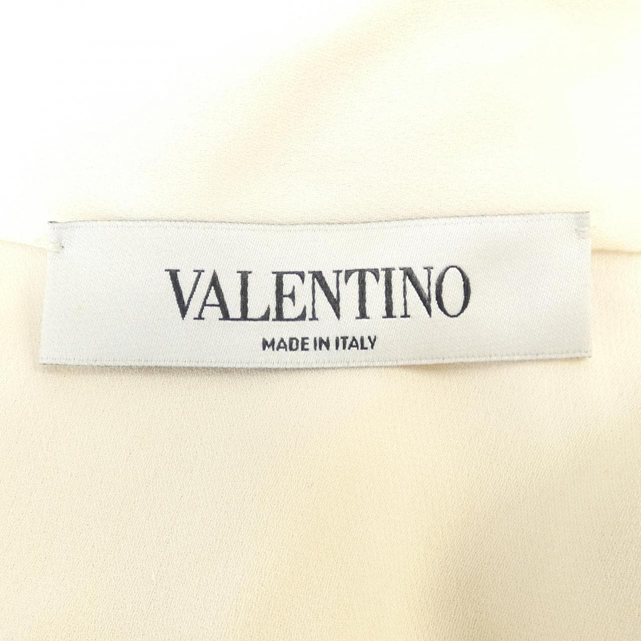 ヴァレンティノ VALENTINO トップス