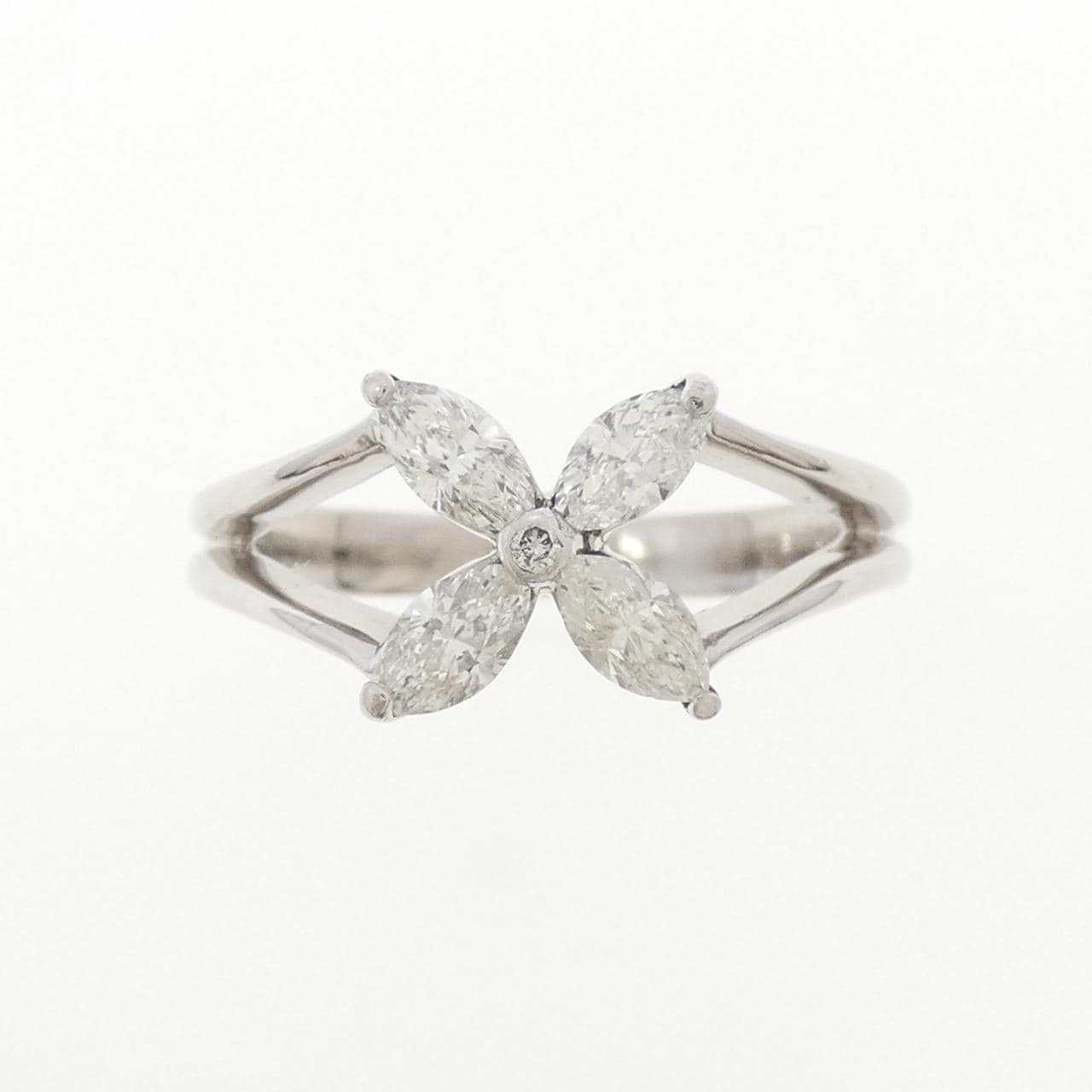 PT900 フラワー ダイヤモンド リング 0.50CT