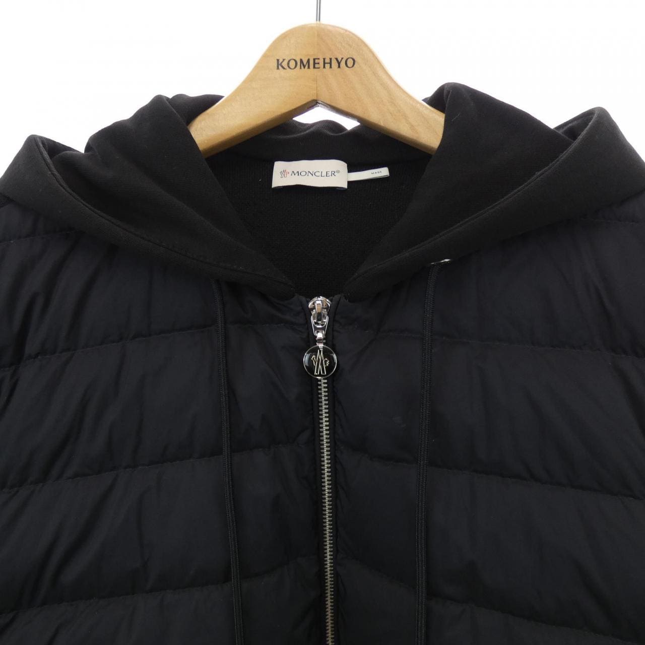 モンクレール MONCLER 20919B00009 ダウンジャケット