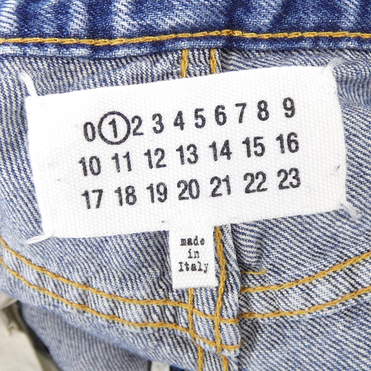メゾンマルジェラ Maison Margiela S51LA0109 ジーンズ