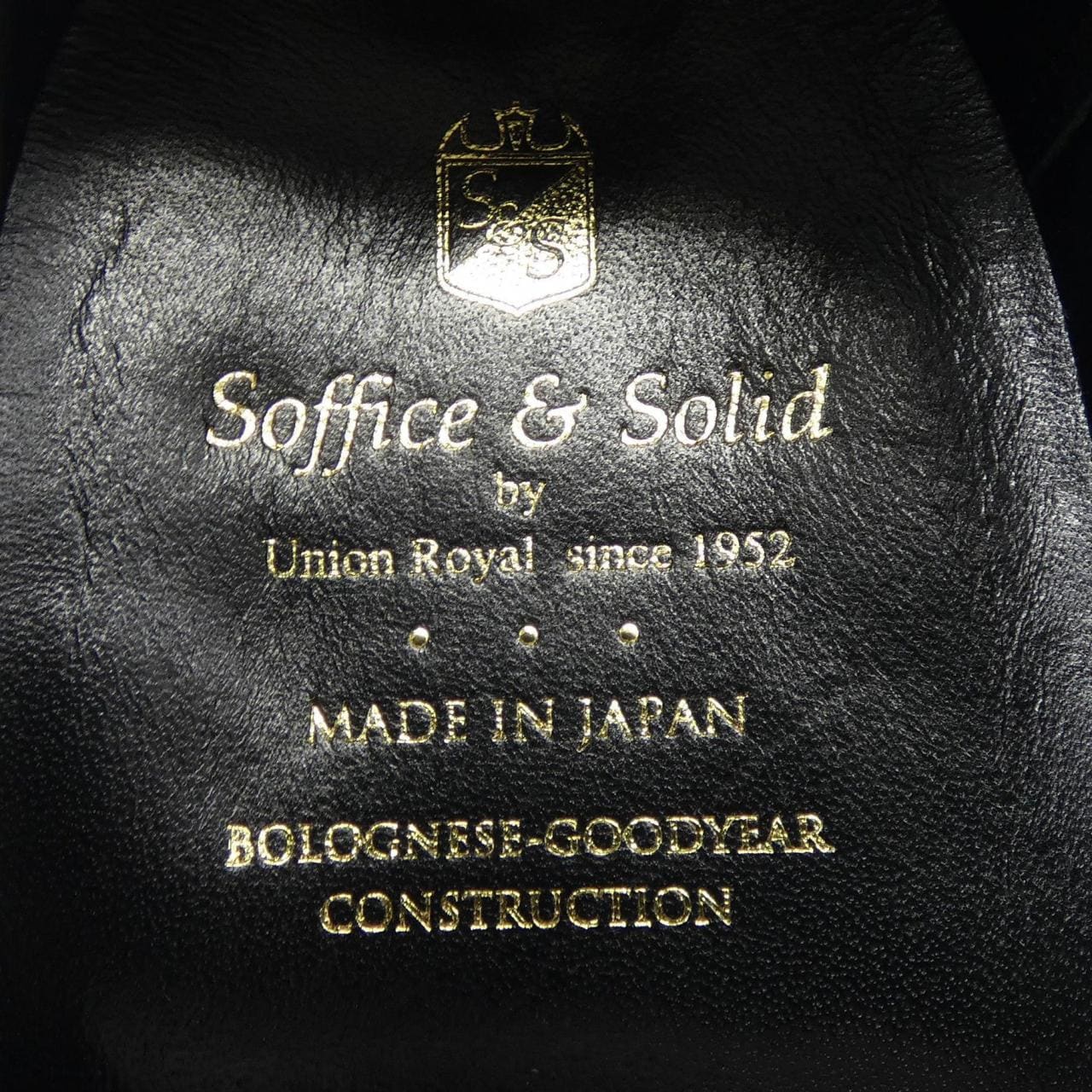 soffice&solid シューズ