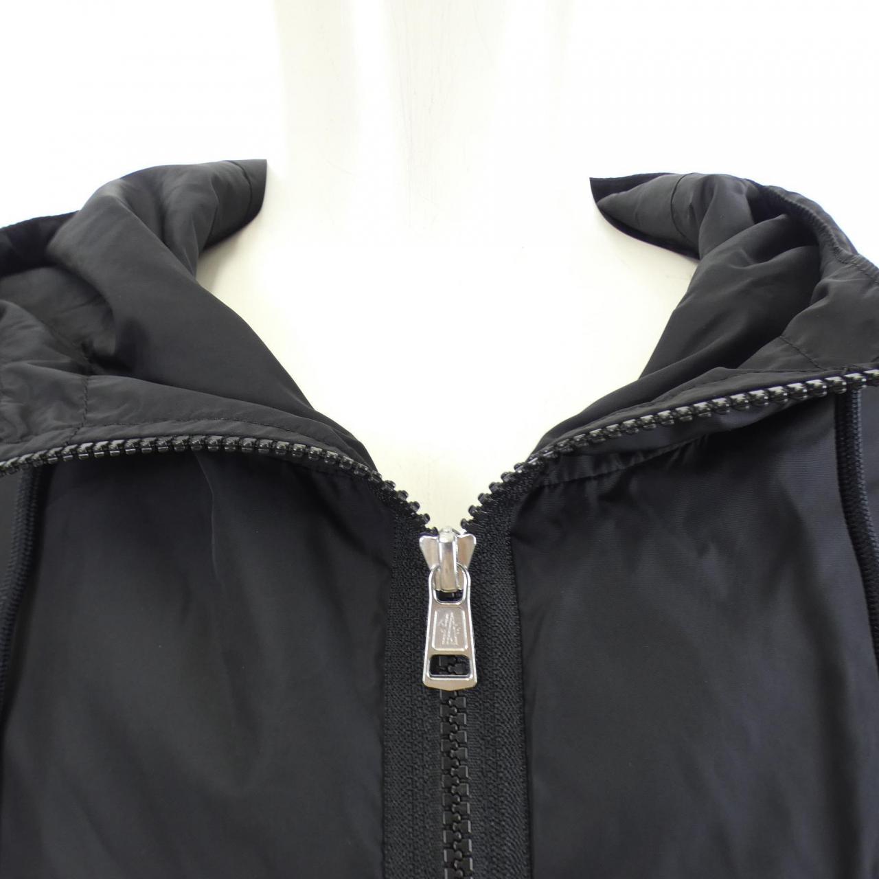 モンクレール MONCLER HATTAB ブルゾン