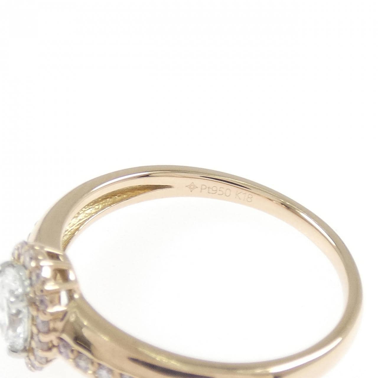 ジーエスティービー ダイヤモンド リング 0.30CT