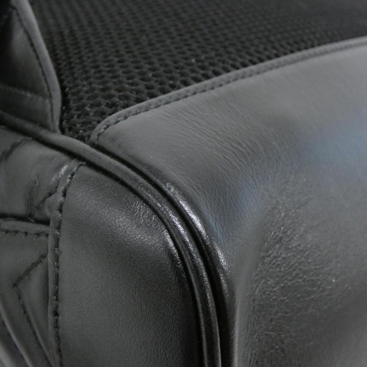 グッチ GG MARMONT 523405 DTDQT リュックサック