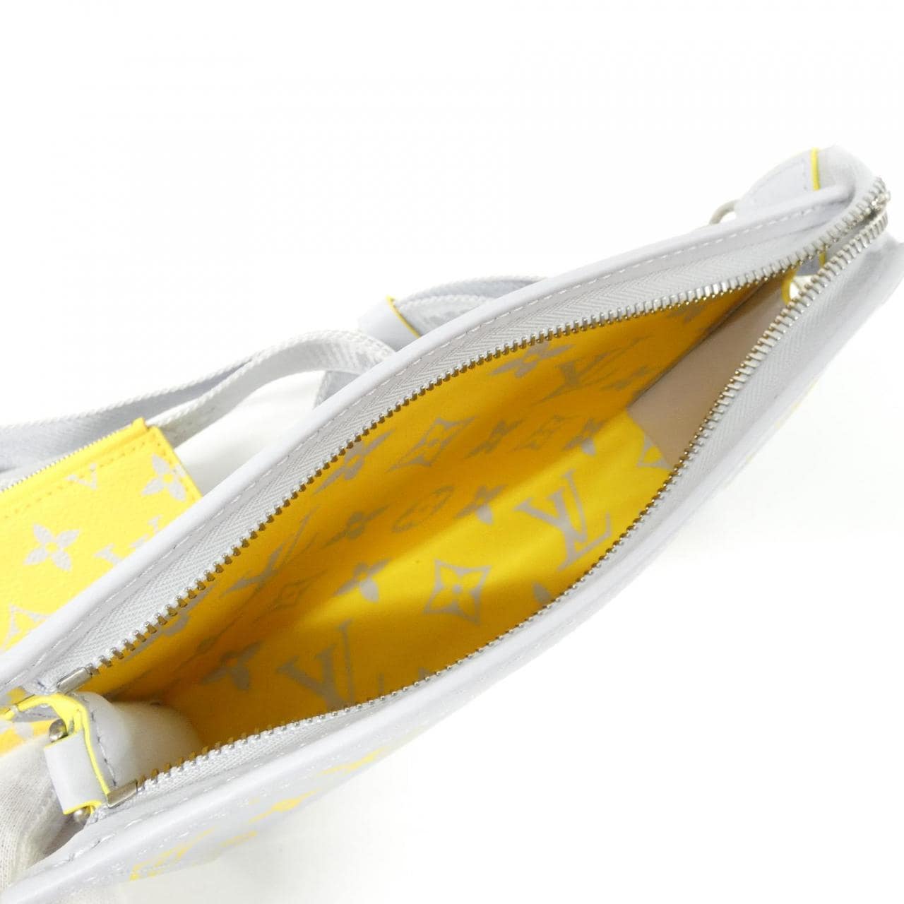 ルイヴィトン モノグラム グロウ ガストン ウエアラブル ウォレット M14690 ショルダーバッグ