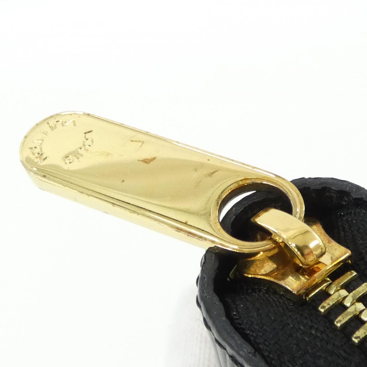 ルイヴィトン エピ ジッピー ウォレット M68755 財布