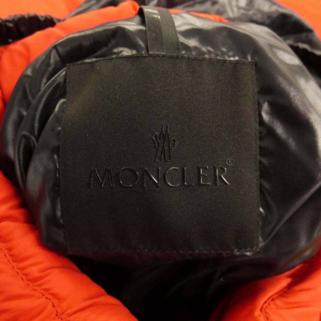 モンクレール MONCLER AMAK ダウンベスト