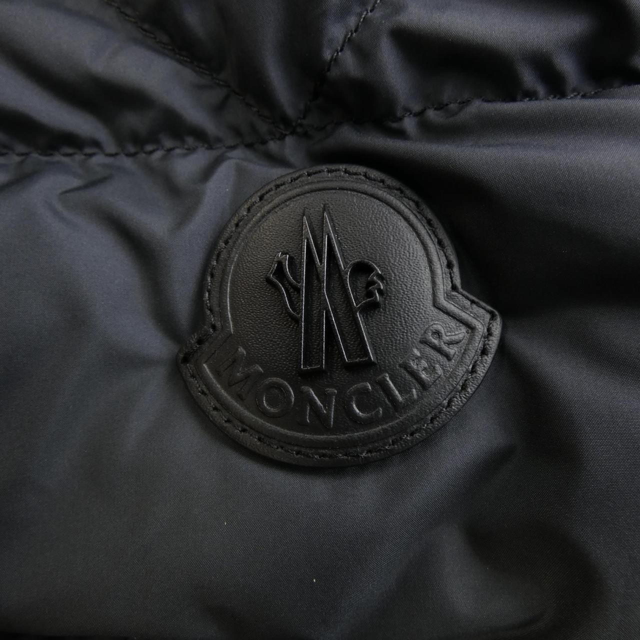 【新品】モンクレール MONCLER ダウンジャケット