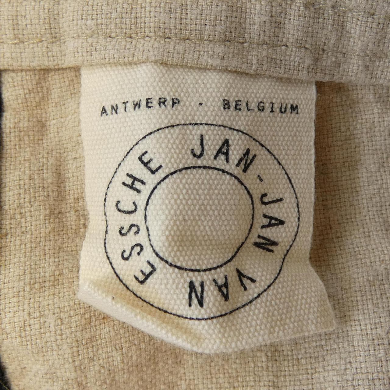 JAN-JAN VAN ESSCHE パンツ